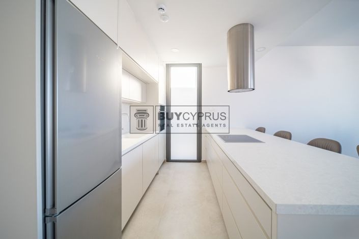 Image No.53-3 Bed Villa for sale