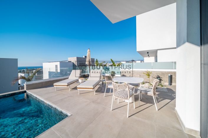 Image No.57-3 Bed Villa for sale