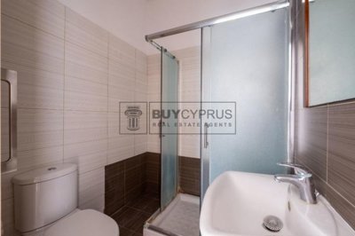 Apartment For Sale  in  Mesa Gitonia