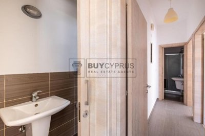 Apartment For Sale  in  Mesa Gitonia