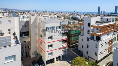 Apartment For Sale  in  Mesa Gitonia