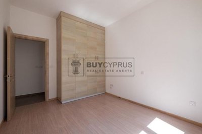 Apartment For Sale  in  Mesa Gitonia