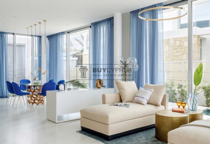 Image No.9-3 Bed Villa for sale