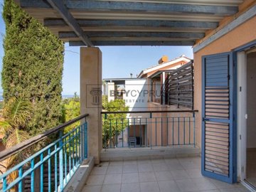 Detached Villa For Sale  in  Chlorakas
