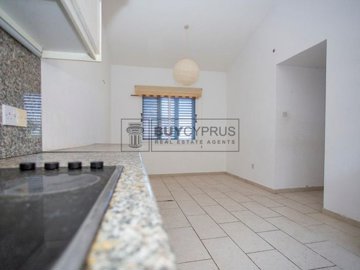 Detached Villa For Sale  in  Chlorakas