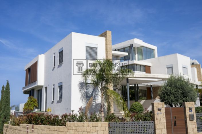 Image No.19-6 Bed Villa for sale