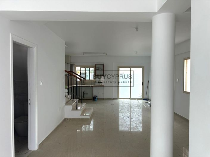 Image No.4-Villa de 3 chambres à vendre à Emba