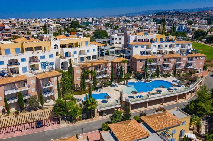 Image No.2-Appartement de 2 chambres à vendre à Yeroskipou