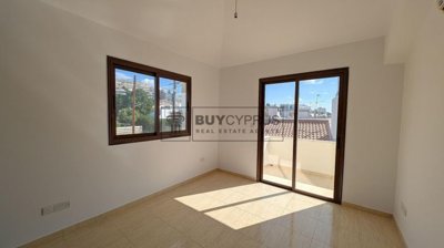 Detached Villa For Sale  in  Agia Marinouda
