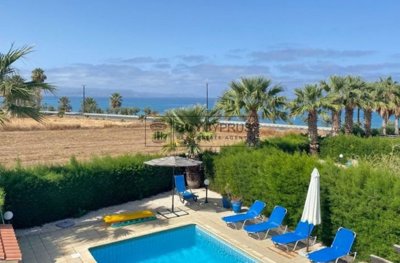 Detached Villa For Sale  in  Argaka