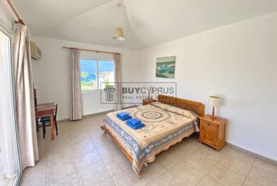 Detached Villa For Sale  in  Argaka