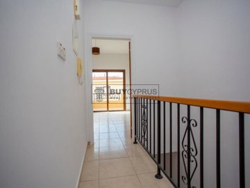 Town House For Sale  in  Peyia