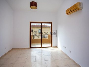Town House For Sale  in  Peyia