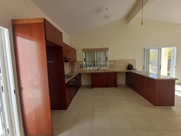Detached Villa For Sale  in  Nata