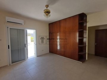 Detached Villa For Sale  in  Nata