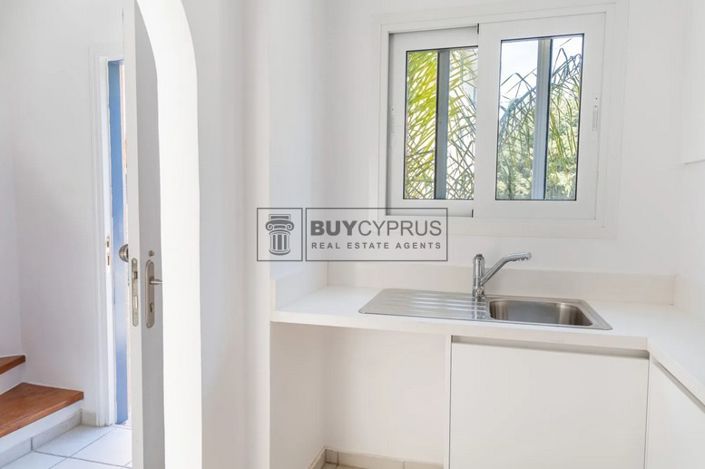 Image No.5-3 Bed Villa for sale