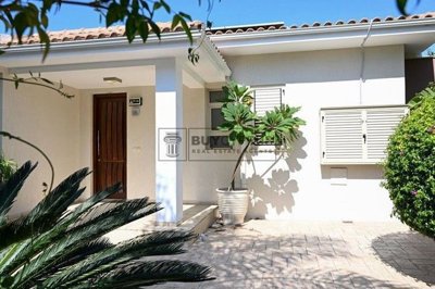 Bungalow For Sale  in  Mesa Chorio
