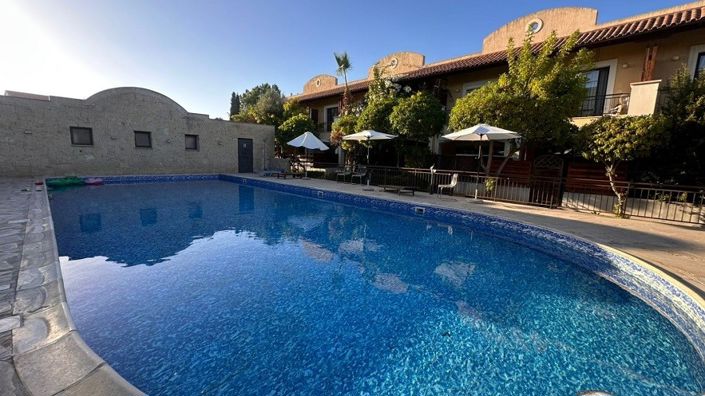 Image No.17-2 Bed Townhouse for sale