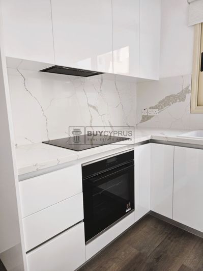 Image No.11-3 Bed Townhouse for sale