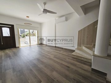 Town House For Sale  in  Paphos