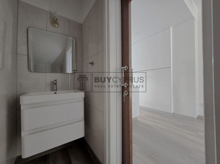 Image No.42-3 Bed Townhouse for sale