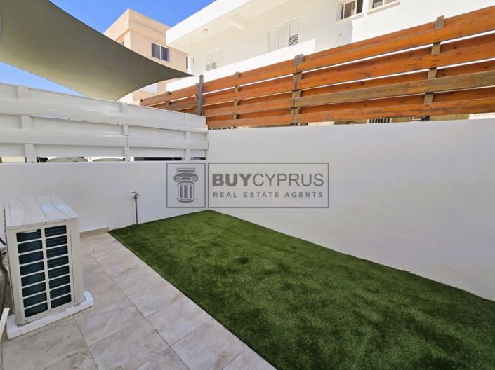 Image No.45-3 Bed Townhouse for sale