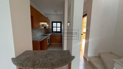Town House For Sale  in  Yermasoyia