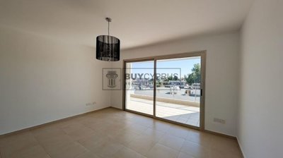 Apartment For Sale  in  Ypsonas