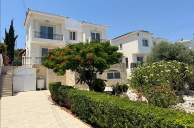 Detached Villa For Sale  in  Neo Chorio