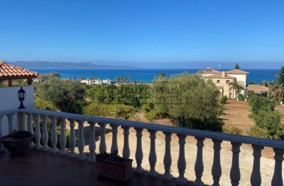 Detached Villa For Sale  in  Argaka