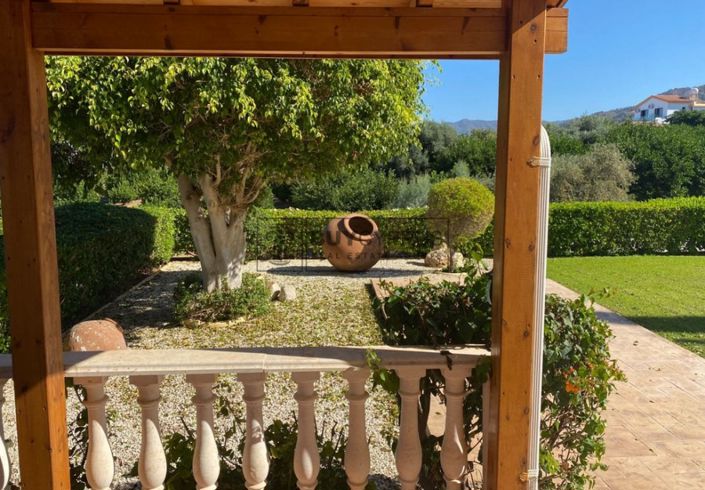 Image No.4-4 Bed Villa for sale