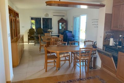 Detached Villa For Sale  in  Argaka