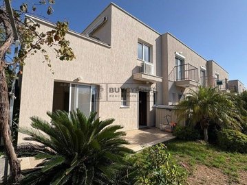 Town House For Sale  in  Mandria