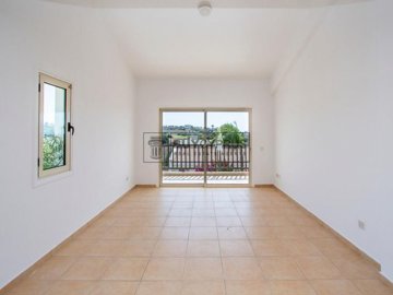 Apartment For Sale  in  Chlorakas