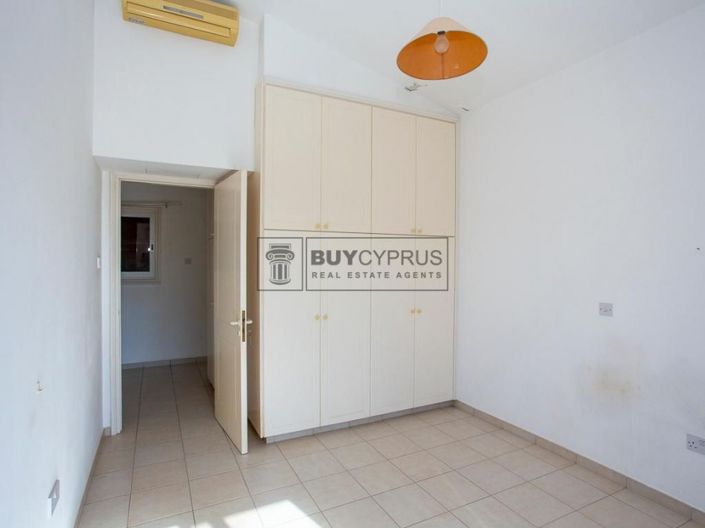 Image No.10-2 Bed Villa for sale