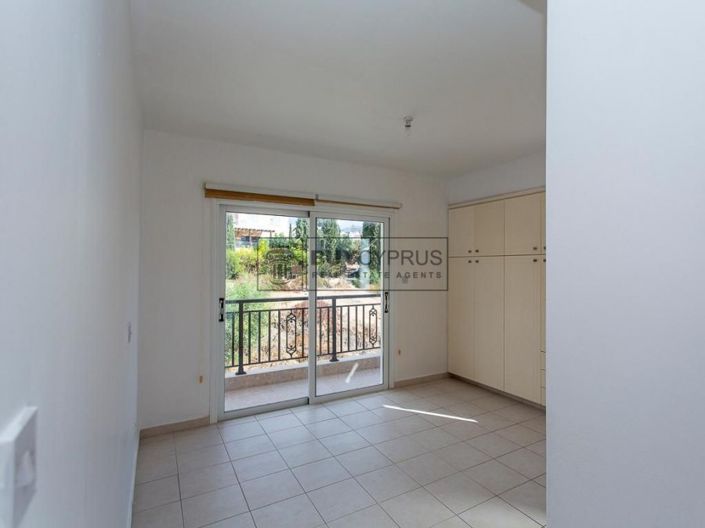 Image No.15-Propriété de 3 chambres à vendre à Peyia