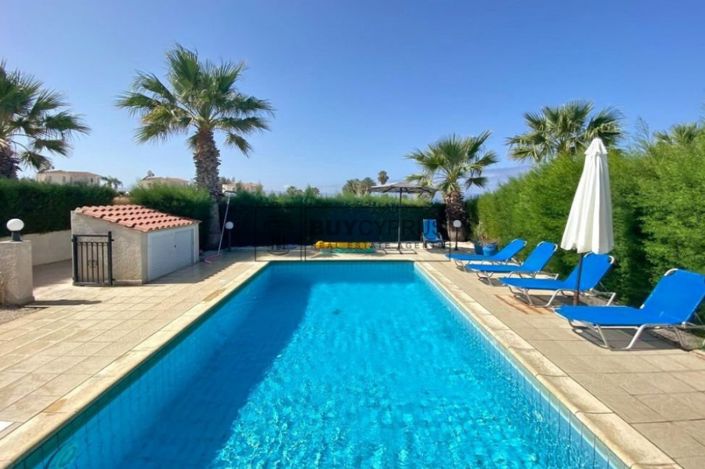 Image No.18-2 Bed Villa for sale