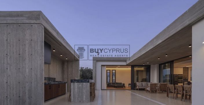 Image No.17-Villa de 4 chambres à vendre à Yeroskipou