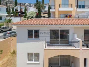 Apartment For Sale  in  Peyia