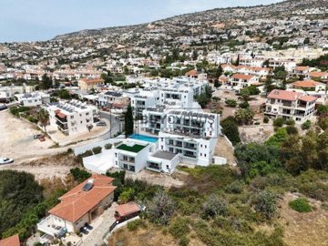 Apartment For Sale  in  Peyia