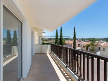 Apartment For Sale  in  Chlorakas