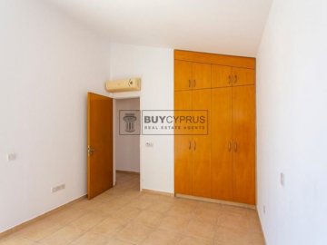 Apartment For Sale  in  Chlorakas