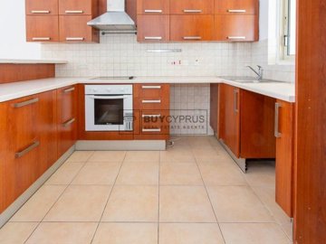 Apartment For Sale  in  Chlorakas