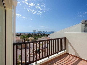 Apartment For Sale  in  Chlorakas