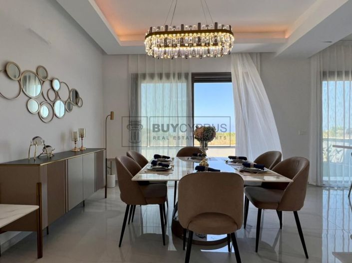 Image No.10-2 Bed Villa for sale