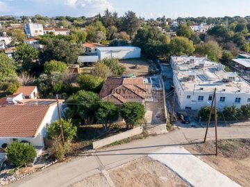 Bungalow For Sale  in  Polemi