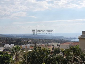 Residential Land  For Sale  in  Peyia