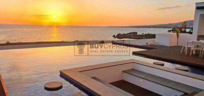 Detached Villa For Sale  in  Kissonerga