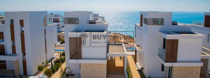 Image No.10-4 Bed Villa for sale