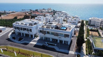 Detached Villa For Sale  in  Kissonerga